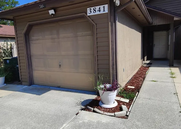 Mandarin I95 2 Bedrooms Quiet Area Backyard